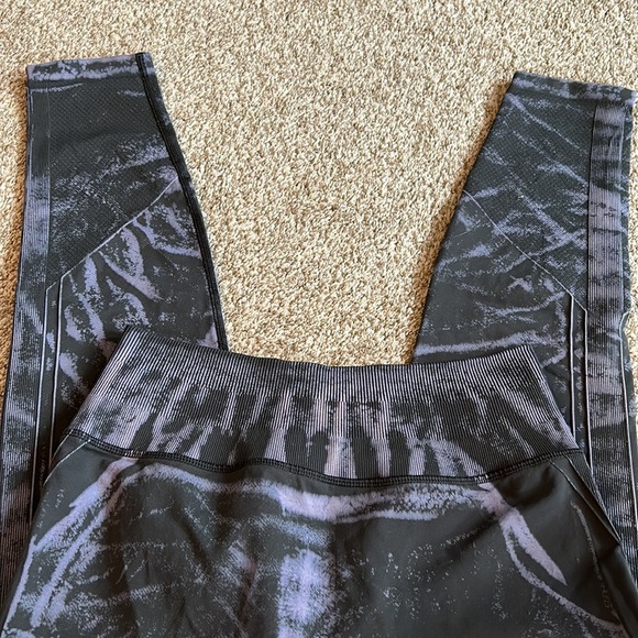 Lululemon 7/8 High-rise - Picture 5 of 5